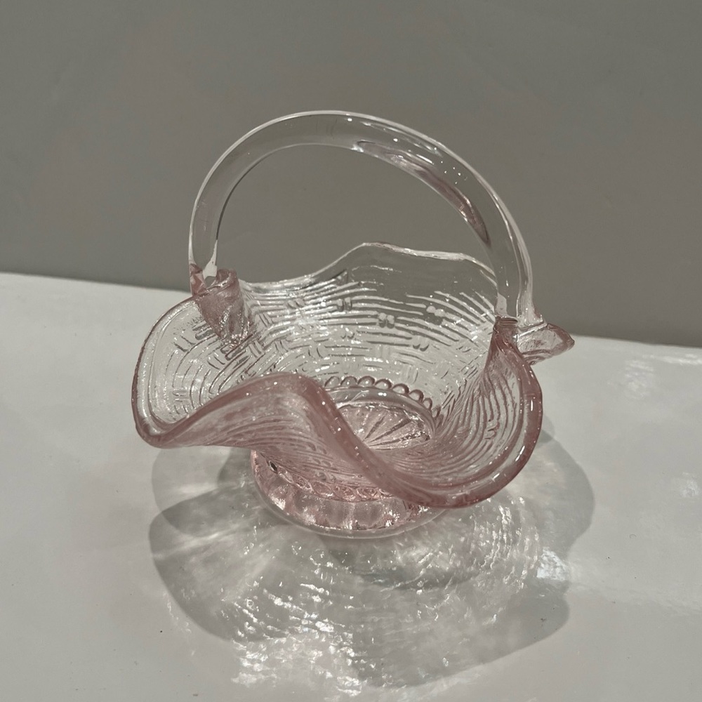 VINTAGE Light Pink Depression Glass Handled Basket 4X4 Wavy Edge Fenton Style